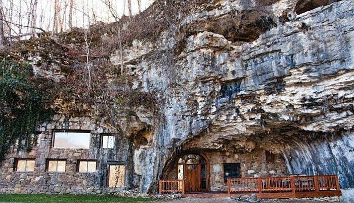 VIDEO: Na prodaju najluksuznija pećina na svetu
