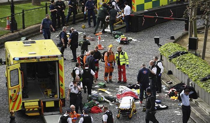 VIDEO: Napad ispred britanskog parlamenta, ima i mrtvih