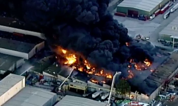 VIDEO: Nezapamćen požar u Melburnu, širi se otrovni dim