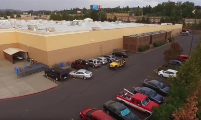 VIDEO: Nikad ne kradi parking mesto od osobe koja vozi džip
