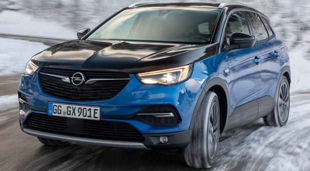 VIDEO: Opel Grandland X Plug-In Hybrid4