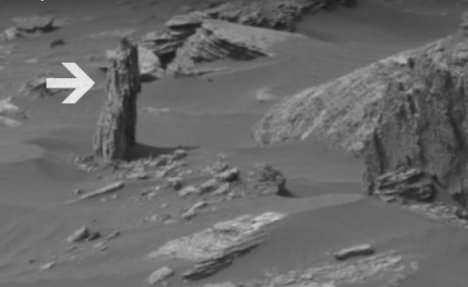 (VIDEO) PROCURIO SNIMAK LOBANJE I DRVETA NA MARSU? Čak i NASA rekla da je ovo nešto čudno