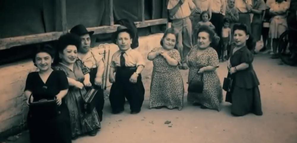 (VIDEO) SPASILA NAS JE MILOST SAMOG ĐAVOLA: Porodica patuljastog rasta preživela Aušvic zahvaljujući opakom nacisti lekaru! A već su ih ubacili u gasnu komoru!