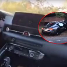 (VIDEO) Seli u najpoželjniji sportski auto, snimali ludu vožnju, pa se ZAKUCALI U DRVO!