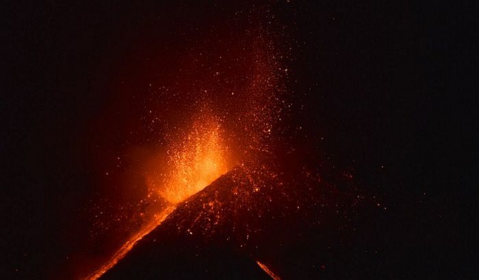 VIDEO: Spektakularna erupcija Etne