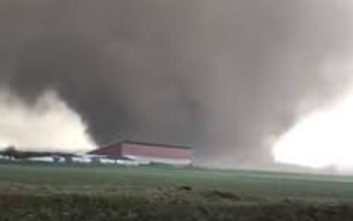 VIDEO: Tornado u Nemačkoj, jedna osoba teško povređena