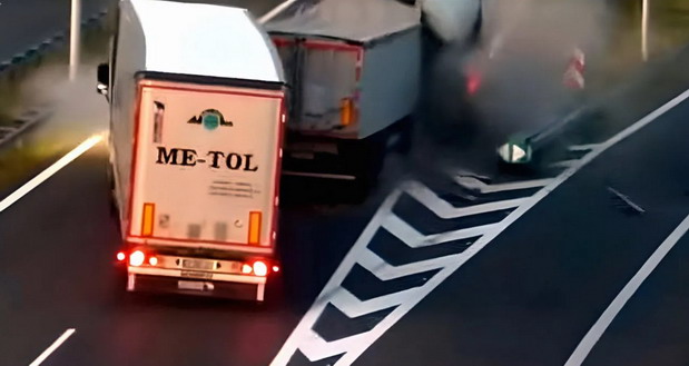 VIDEO: Vozač kamiona prvo promašio izlaz, pa ga blokirao