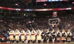 VIDEO: Zaigrali su srpski folklor na NBA utakmici i oduševili svet