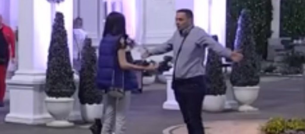(VIDEO) Žestoka svađa Mijatova i Tare Simov zbog Ane Korać? Uneli se jedno drugom u facu i urlali!