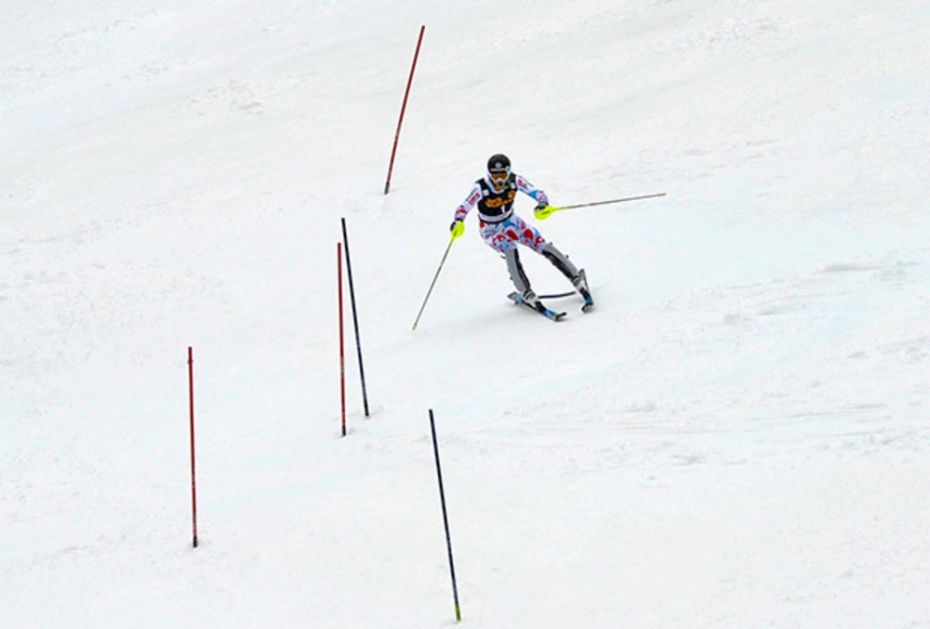 VIŠA SILA: Zbog loših vremenskih uslova otkazan slalom skijaša u Japanu!