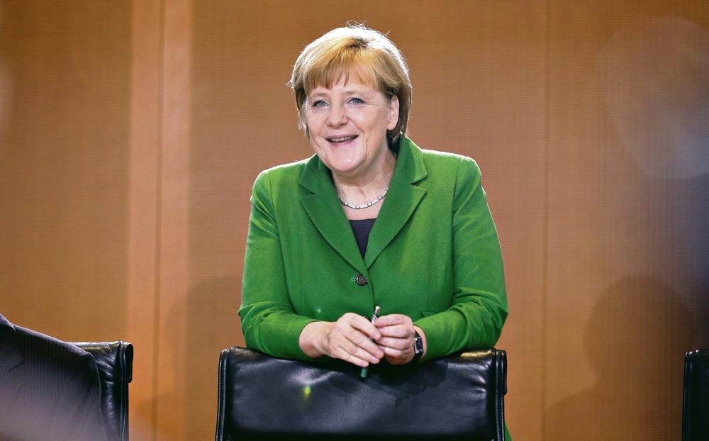 VLADAJUĆA NEMAČKA PARTIJA OVOG VIKENDA BIRA NOVOG LIDERA Ko će biti šef stranke i mogući naslednik Merkelove? U trci su 3 muškarca