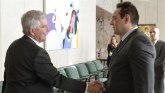 VN: SAD neće Vulina za ministra; Blic: Vulin, iznenađenje