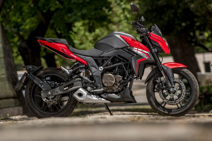 VOGE 300R – Naked Sport