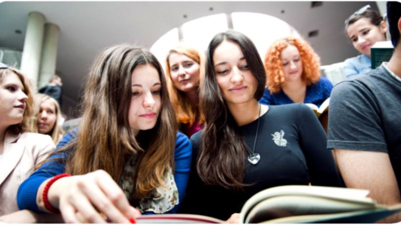 VOICE: Iz Srbije se iseljava sve više mladih, obrazovanih i talentovanih ljudi 