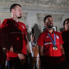 VOLIM TOG MOMKA: Za Đokovića je Jokić heroj Srbije