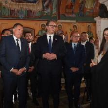 VUČIĆ I DODIK U MANASTIRU ŽITOMISLIĆ: Srbija će učiniti sve da pomogne očuvanju najvrednijih istorijskih i verskih artefakata