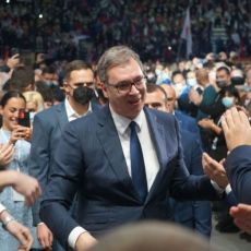 VUČIĆ OD SNS NAPRAVIO SNAŽNU ORGANIZACIJU: Stvorio jak sistem pre nego što je odlučio da se ne kandiduje za predsednika