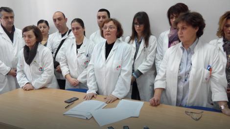 VUČIĆU, SAČUVAJ NAM DIREKTORA Institut za javno zdravlje u Kragujevcu ne želi smenu rukovodstva