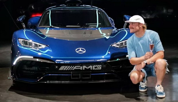 Valteri Botas preuzeo Mercedes-AMG One