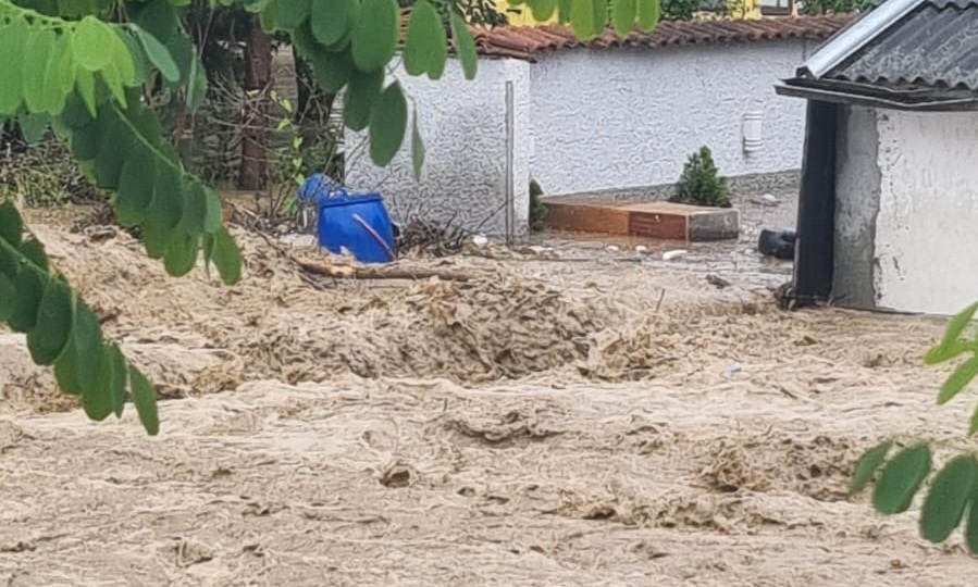 Vanredna odbrana od poplava u Pazaru