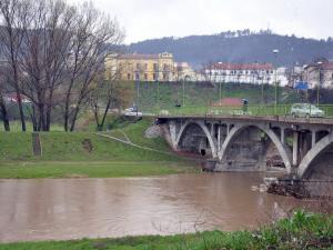 Vanredna situacija proglašena i u Kuršumliji, poplavljeno nekoliko kuća