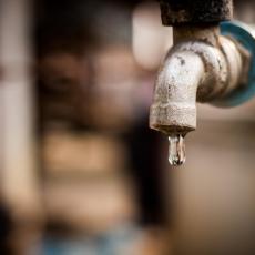 Vanredna situacija zbog nestašice vode: Arilje muku muči za vodosnabdevanjem