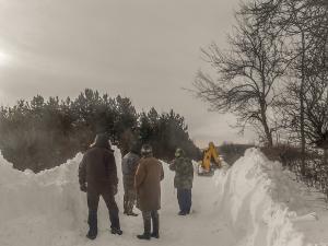 Vanredna situacija zbog snega u Trgovištu, nanosi do 2 metra u Crnoj Travi i na Vlasini
