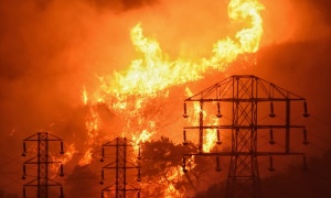 Vatrena stihija preti da preraste u najveći požar u modernoj istoriji zemlje