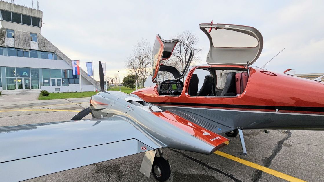 Vazduhoplovna akademija uskoro kupuje nove dvomotorne avione za obuku pilota, Er Srbija objavila konkurs za stipendiranje obuke čak 20 pilota
