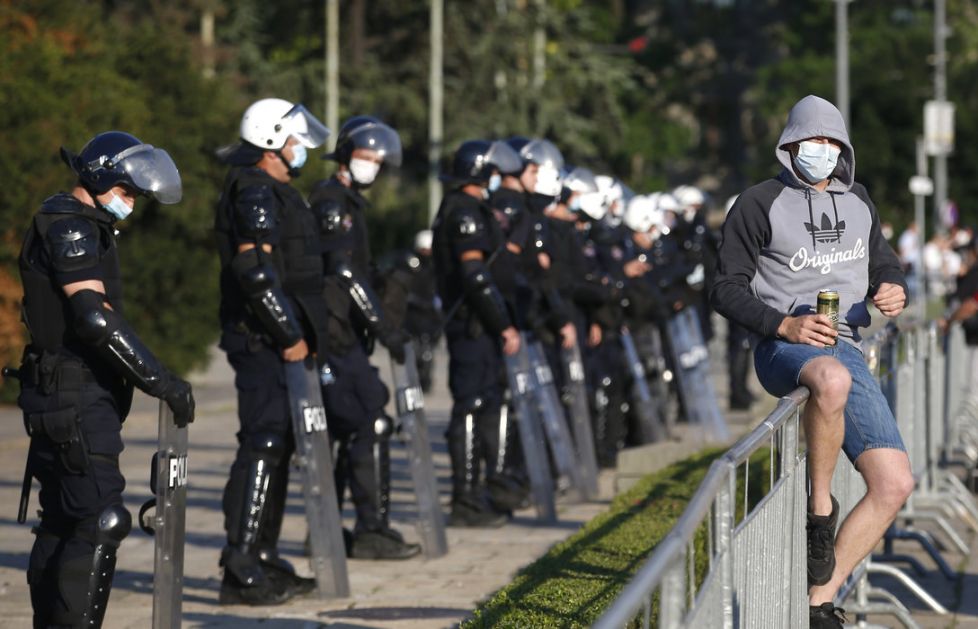 Protesti i u Nišu, Kragujevcu i Kruševcu
