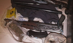Velika akcija beogradske policije: Zaplenjena droga i oružja, uhapšeno pet osoba (FOTO)
