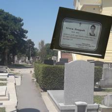 Velika tuga na Zemunskom groblju: Sahranjena Olga Lovrić, žena koju je muž pred decom ubio kamenom (FOTO)