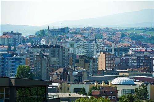 Velike zadušnice obeležene i na groblju u Južnoj Mitrovici