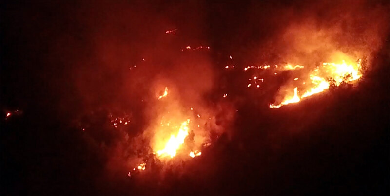 Veliki požar kod Bara, gašenje otežava vetar, gužve i teren