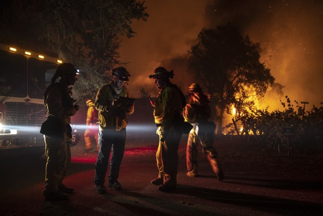 Veliki požar u Los Anđelesu, vatra i dalje besni i na severu Kalifornije