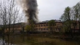 Veliki požar u napuštenoj fabrici u Hrvatskoj
