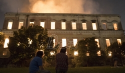 Veliki požar zahvatio nacionalni muzej u Rio de Žaneiru
