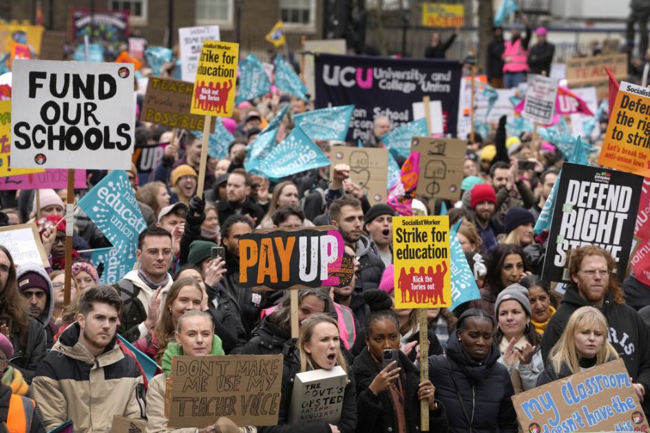 Veliki štrajk sindikata, oko pola miliona Britanaca izašlo na ulice