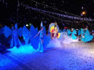 Venecijanska maska sa paprikama - karneval večeras u Leskovcu