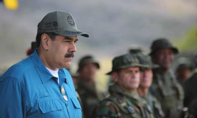 Venecuela: Vojska ostaje verna Maduru
