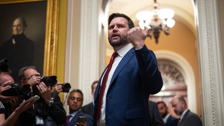 Vens: Direktni razgovori sa Putinom deo su „Trampove doktrine“