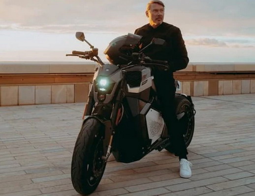 Verge Motorcycles predstavio električni motocikl u saradnji s Mikom Hakkinenom