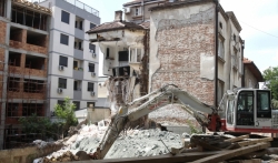 Vesić: Za stanare iz Vidovdanske biće izgradjena nova zgrada po hitnom postupku