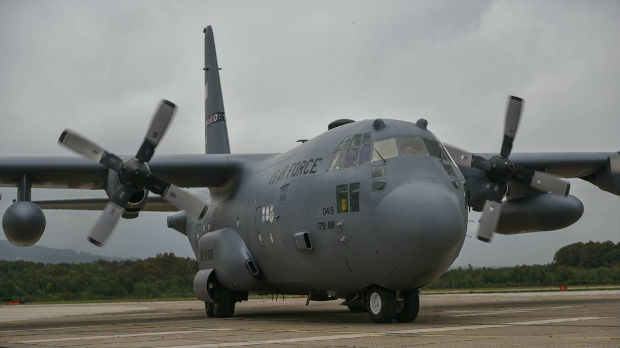 Vežba oružanih snaga BiH i SAD, u Tuzlu sleteo C-130 herkules