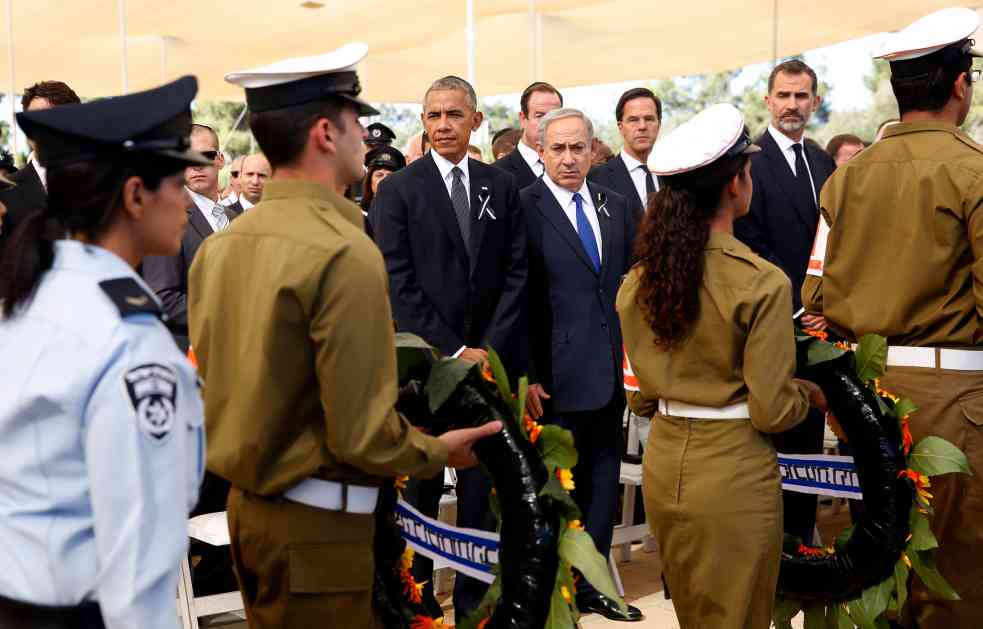 Video: Netanyahu i Abbas se rukovali na sahrani Peresa