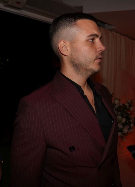 Viktor Živojinović smršao neverovatnih 70 kilograma: Kad se sinoć pojavio na gala svadbi, svi su zanemeli FOTO