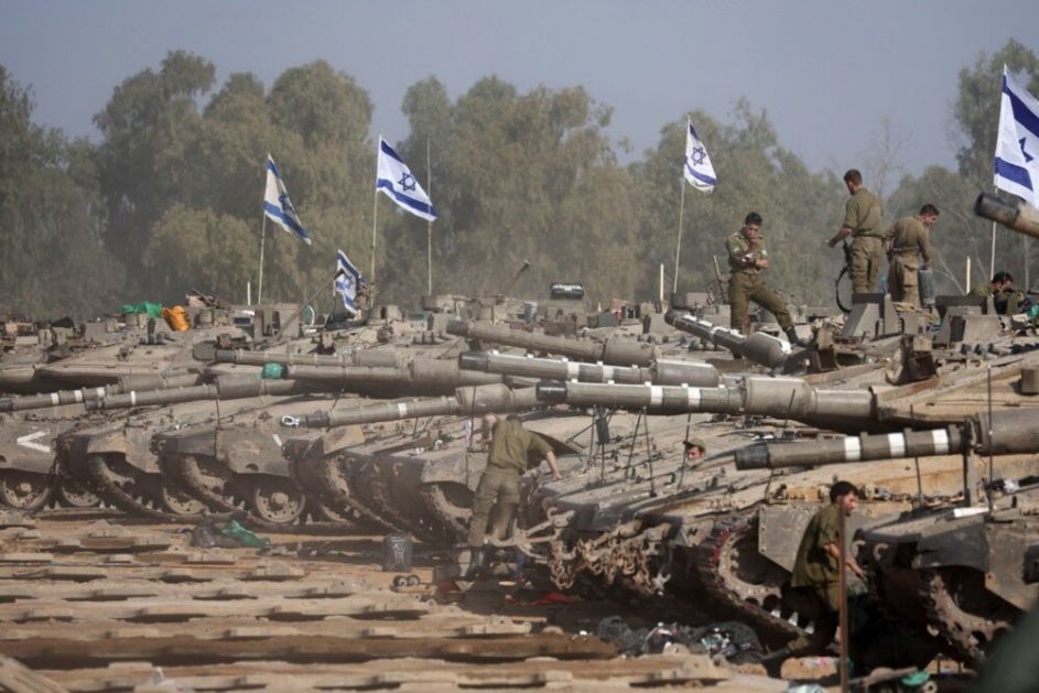 Više izraelskih tenkova i buldožera krenulo ka kampu Nur Šams na Zapadnoj obali