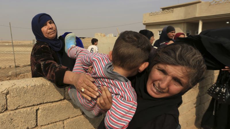 Više od 10 hiljada Iračana napustilo područje Mosula