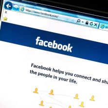 Više od TRI MILIJARDE korisnika za 20 godina: Kako je Fejsbuk postao GLOBALNI FENOMEN i zauvek izmenio društvo 