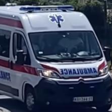 Više vozila Hitne pomoći na terenu: Teška nesreća u Kragujevcu, motociklista leži na zemlji (VIDEO)
